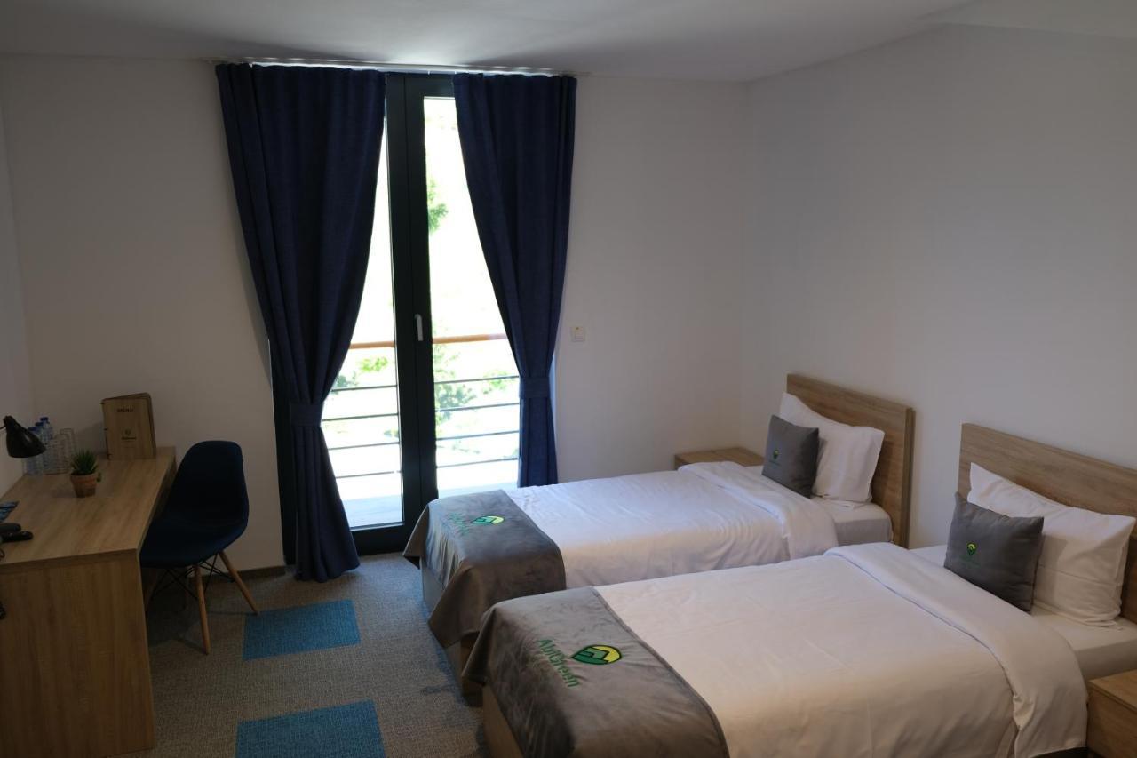 Abi Green Hotel Prevalle Призрен Экстерьер фото
